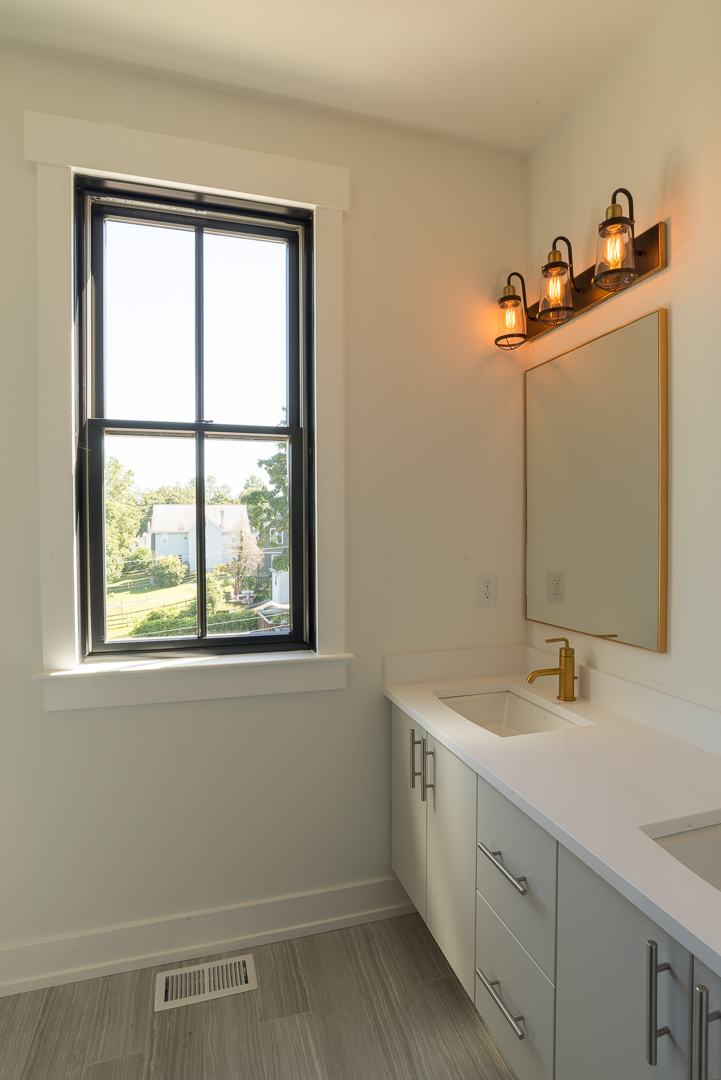 Winslow Interiors - bathroom vanity and lighting